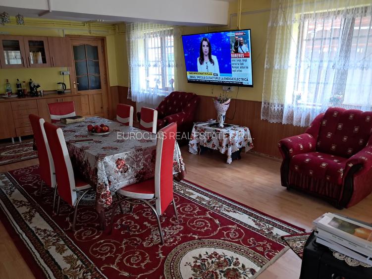 Vila P+M 3 camere + constructie separata - KAMSAS - 350.000 euro (Cod E2+E7) - 8