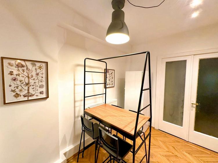 Spacious 4 Bedroom Apartament : Universitate - Calea Victoriei - Large Terrace