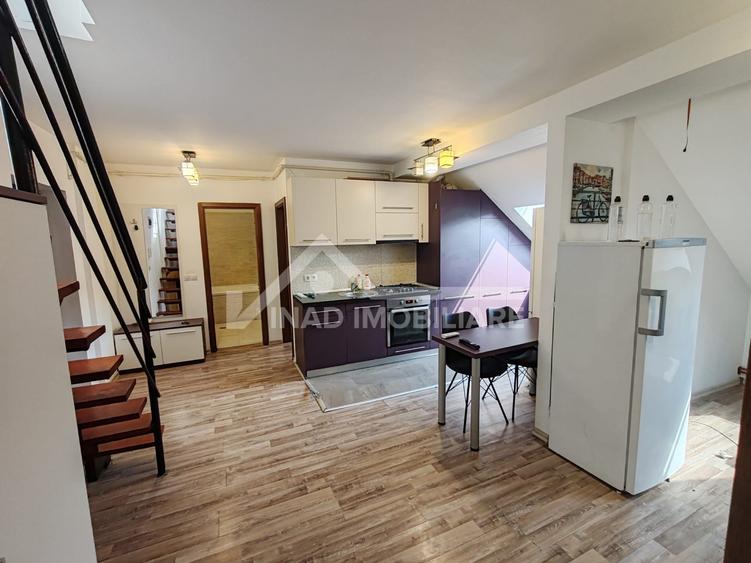 Apartament pe 2 nivele, mobilat modern, Zorilor Strada Mircea Eliade