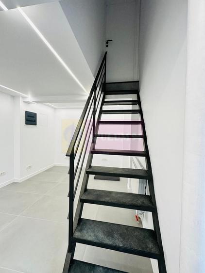 Vanzare spatiu comercial in zona Decebal