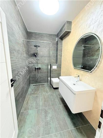 Penthouse cu 4 camere 111 mp utili terasa 78 mp doua locuri parcare