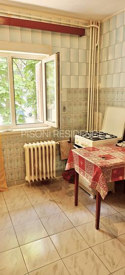 Piața Rahova, Str. Oltina -  3 camere, decomandat,  et. 1/4, 1985,  reabilitat - 9