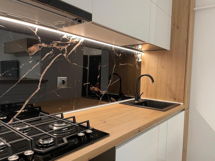 Vânzare apartament 3 camere Moghioros Park cu loc de parcare