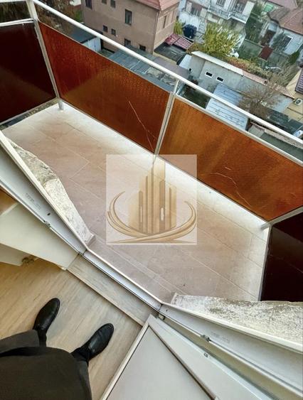 Apartament 2 camere cu balcon și centrală inclusă în preț