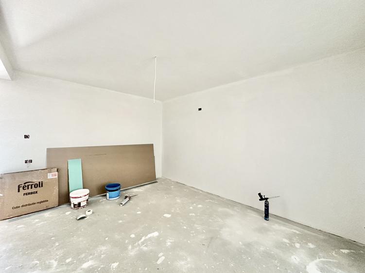 Duplex despartit prin camera tehnica | 4 camere | 115 mp utili | Drumul Boilor