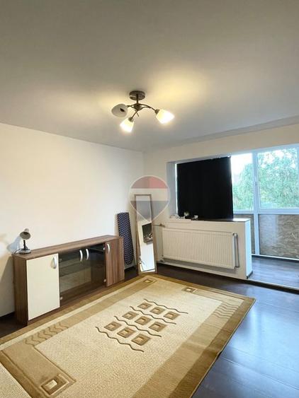 Apartament cu 1 camera de închiriat în zona Vlaicu