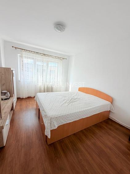 Apartament 2 camere, 50 mp, mobilat si utilat, decomandat, 65.000 euro - 2