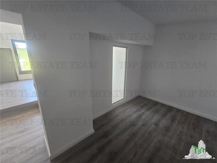 Vila 5 camere cu garaj In Prelungirea Ghencea