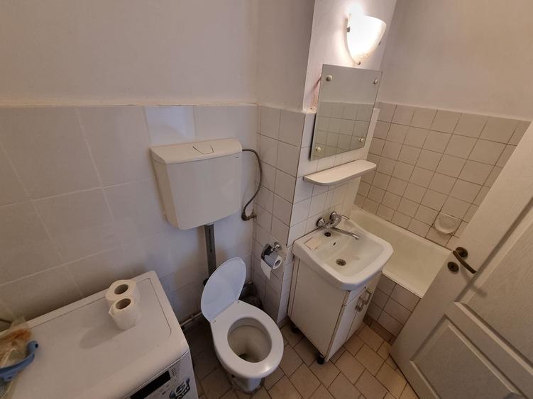 KM 5-garsoniera in bloc de apartamente