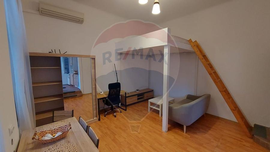 Apartament cu o camera la curte de vanzare pe Ady Endre, Oradea, Bihor