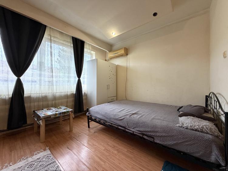 Apartament cu o camera, 17 mp utili, etaj 4, mobilat-Buziasului