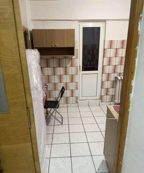 Calea Calarasilor, garsoniera, 7 min metrou Muncii, 42 mp, AC, bloc anvelopat
