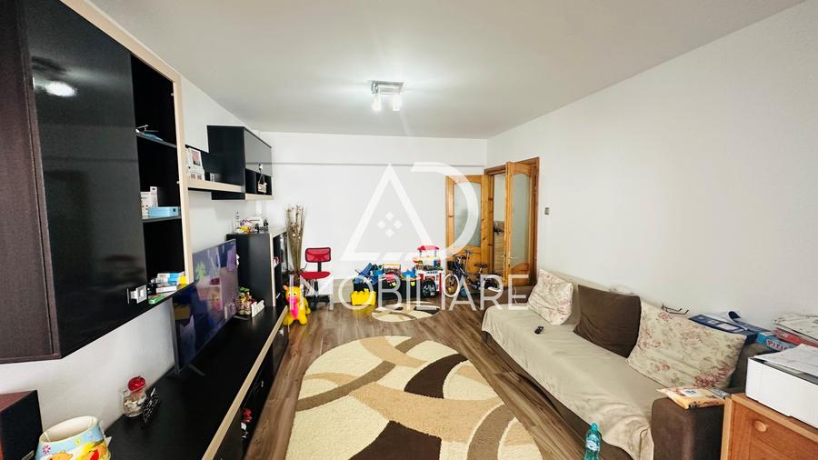 Apartament 3 camere – ultracentral, complet mobilat – gata de mutat