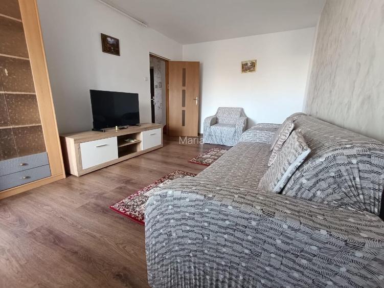 Apartament 2 camere, decomandat, Trocadero - 2