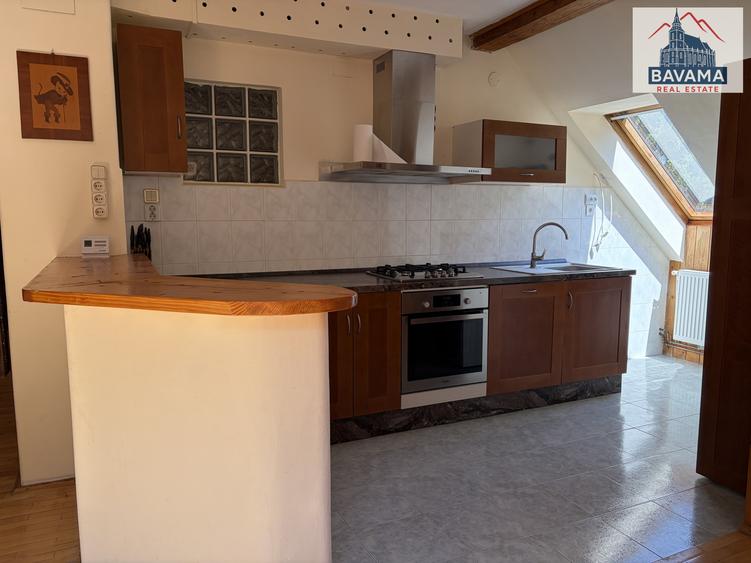 Apartament în Centrul Vechi la casă, de închiriat