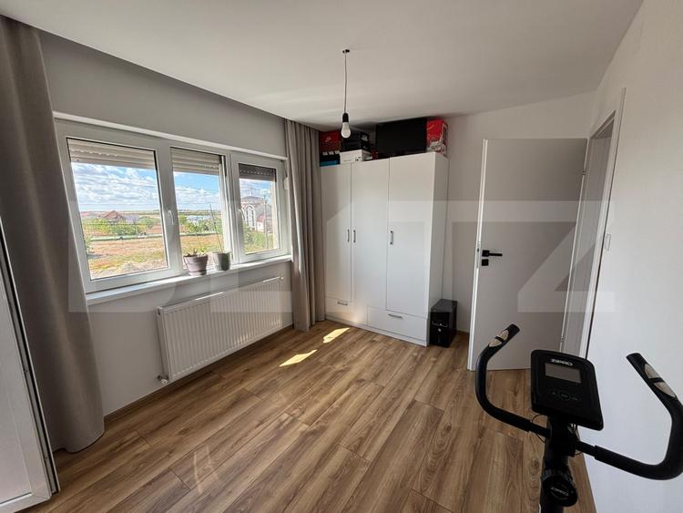 Apartament 3 camere, 46 mp, zona Santandrei