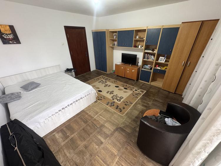 Garsonieră / Studio zona Far cu Gaze