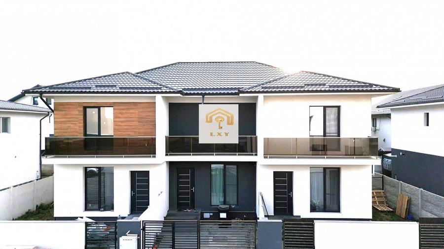 Vanzare Casa mijloc de triplex/3 camere id nr 50