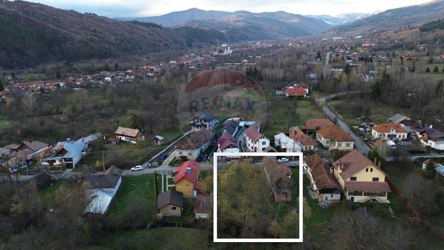 Casă si teren de vânzare in Leresti la super preț