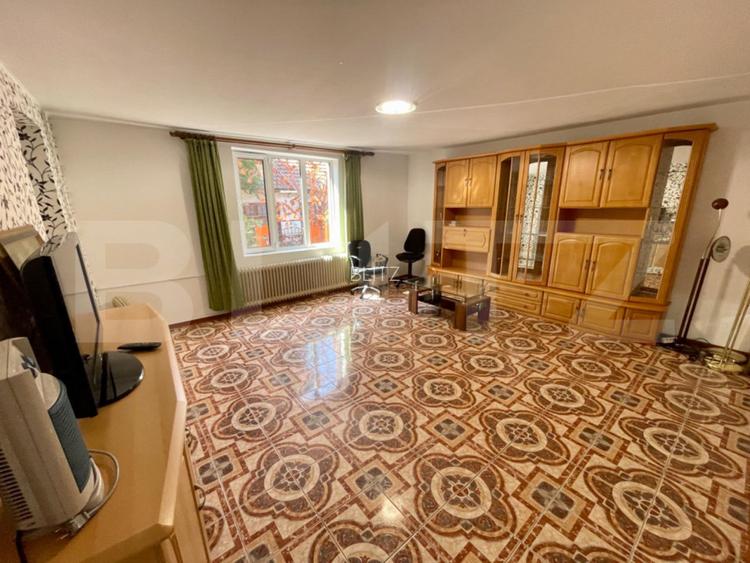 Casa de 210 mp, curte cu terasa, centrala termica, pretabil muncitori - 8
