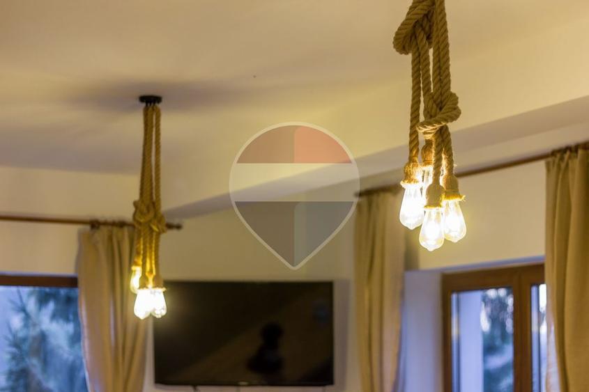 Pensiune/Cabana de vanzare Marisel | 3.012 mp | Business turistic
