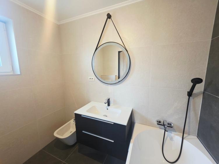 Vand casa noua 4 camere Izvor Tarlungeni cu mansarda