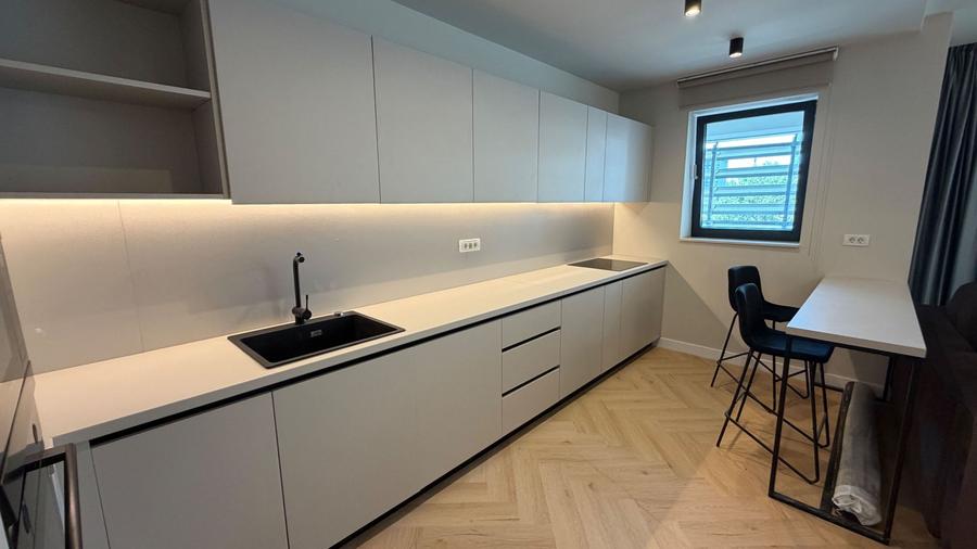APARTAMENT DE INCHIRIAT CU 2 CAMERE  // Pet friendly//100 METRI METROU