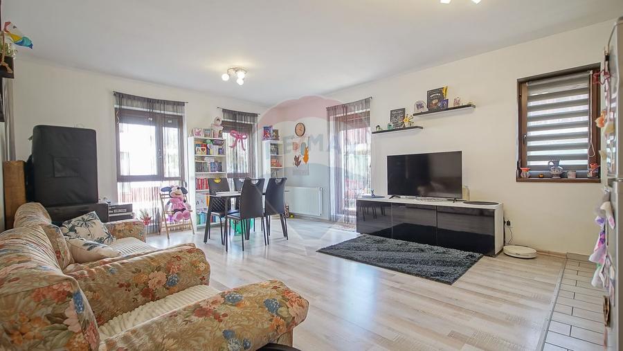 3 CAMERE || TRACTORUL || LOC DE PARCARE || TERASA SI BALCON
