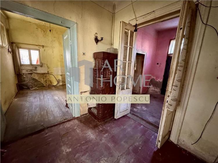 Casa 4 camere, 2 intrari, Ploiest, Bd. Castanilor