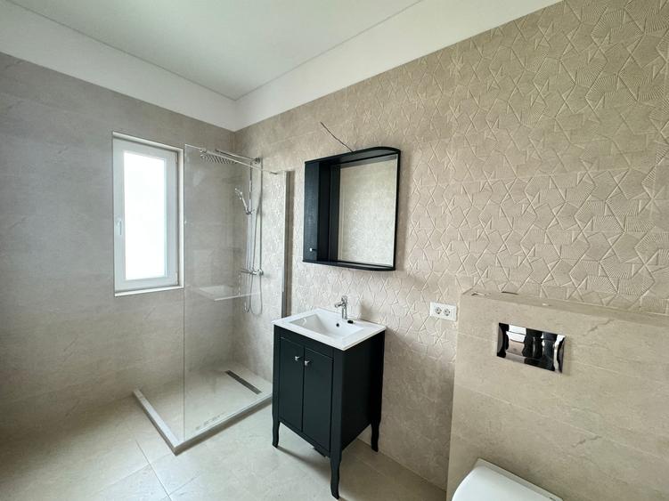 Casă de vânzare individuală, P+1 | 4 camere | Ansamblu -teren 476 mp | Asfalt