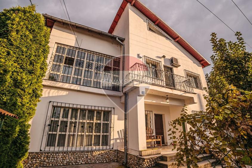DE VANZARE Casă-muzeu în Răzvad | Reședință unică, 391 mp - 45