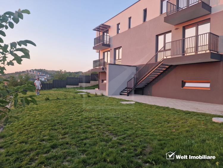 Vila in duplex, intr-o zona linistita, D+P+E, Dezmir
