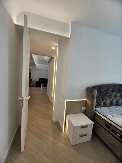 Proprietar Direct - ofer factura catre firme. Apartament 3 camere Cortina Nord