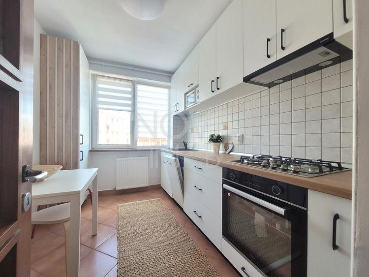 Apartament 3 camere,  Zona Centrala - Bulevardul Milea
