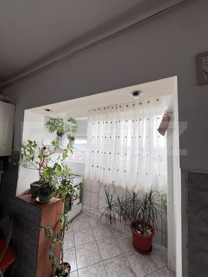 Apartament 3 camere, 65 mp, zona Materna