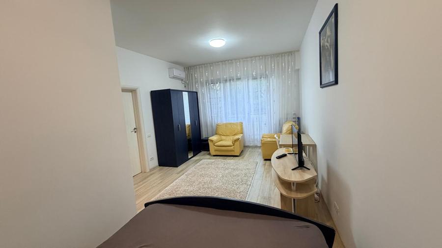STUDIO  2/10  MOBILATA UTILATA  CENTRALA TERMICA PROPRIE METROU M2 LUMINOASA