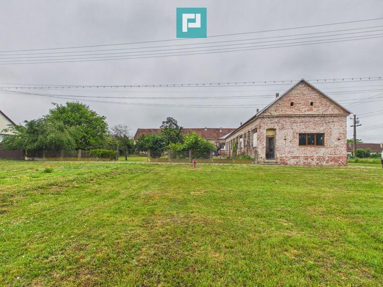 Casă în Neudorf, comuna Zăbrani - județul Arad