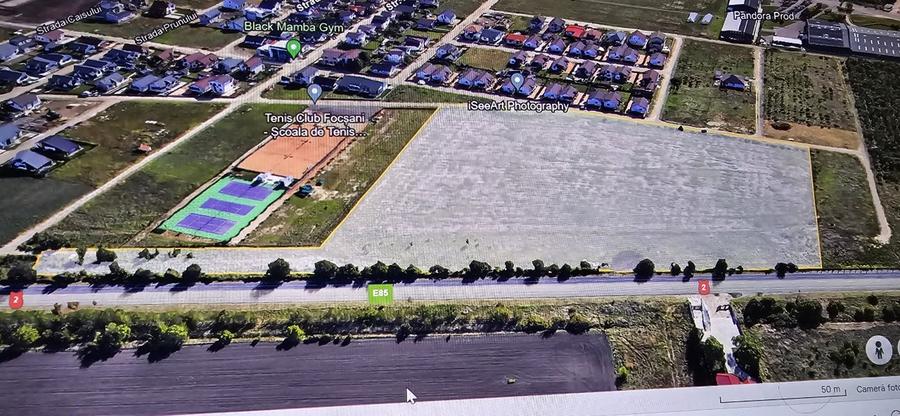 Teren intravilan de vanzare Focsani , 3,3 ha ,Focsani