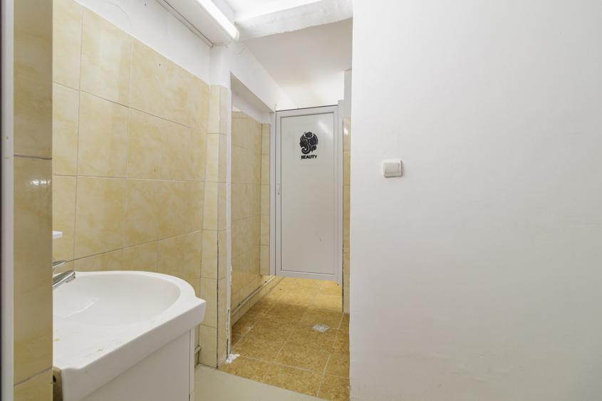 Spatiu comercial de inchiriat - Cernica