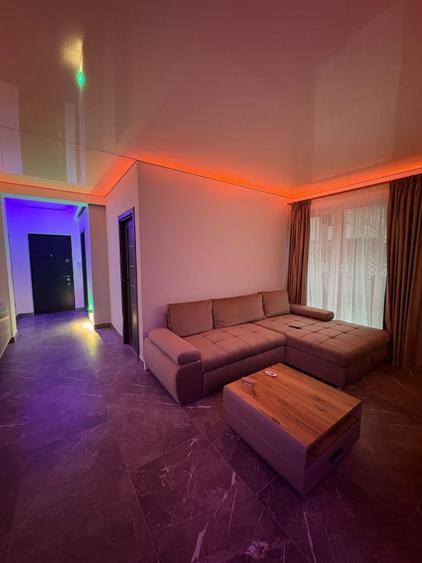 Apartament cu 3 camere, 62,30 mp, parcare, zona Porii
