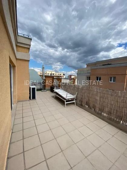 Apartament cu 3 camere-PENTHOUSE in Tatarasi-Green Park - 12