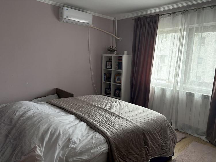 Vânzare Apartament 4 Camere cu Centrală pe Calea Vitan între Mall și Mihai Bravu