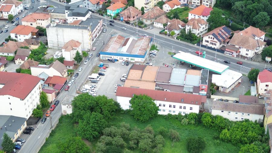 Showroom 300mp Soseaua Alba Iulia langa benzinăria Mol cu vitrina mare - 10