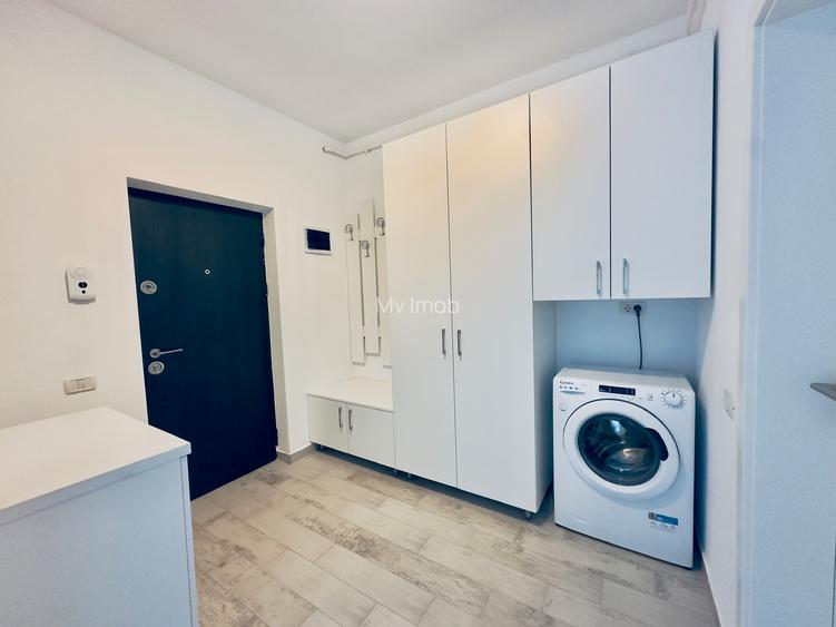 Garsoniera la intrare in Sanpetru langa noul Mall str Sf Stefan nr 2 - 3