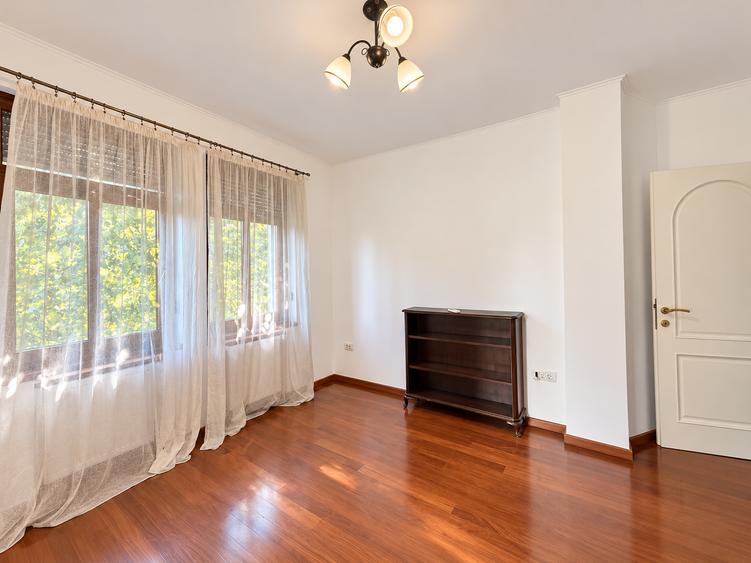 O adresă de colecție | Apartament în vilă