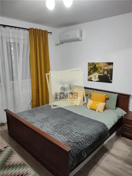Apartament 4 camere cu balcon si pivnita zona Vasile Aaron