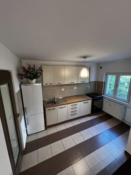 APARTAMENT 2 CAMERE DECOMANDAT BLOC NOU LUJERULUI