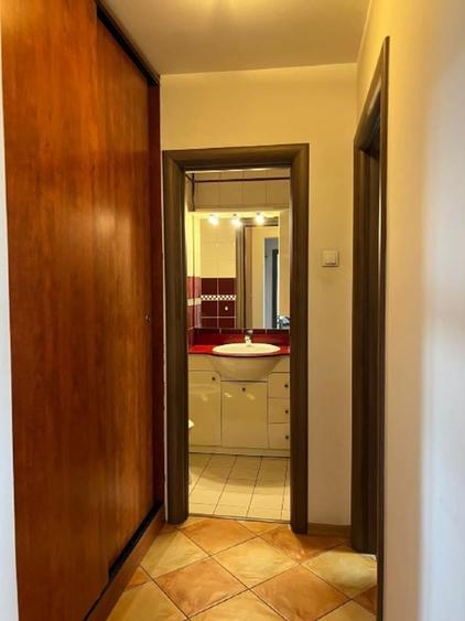Apartament de inchiriat - 3 cam Tineretului, vedere frontala parc