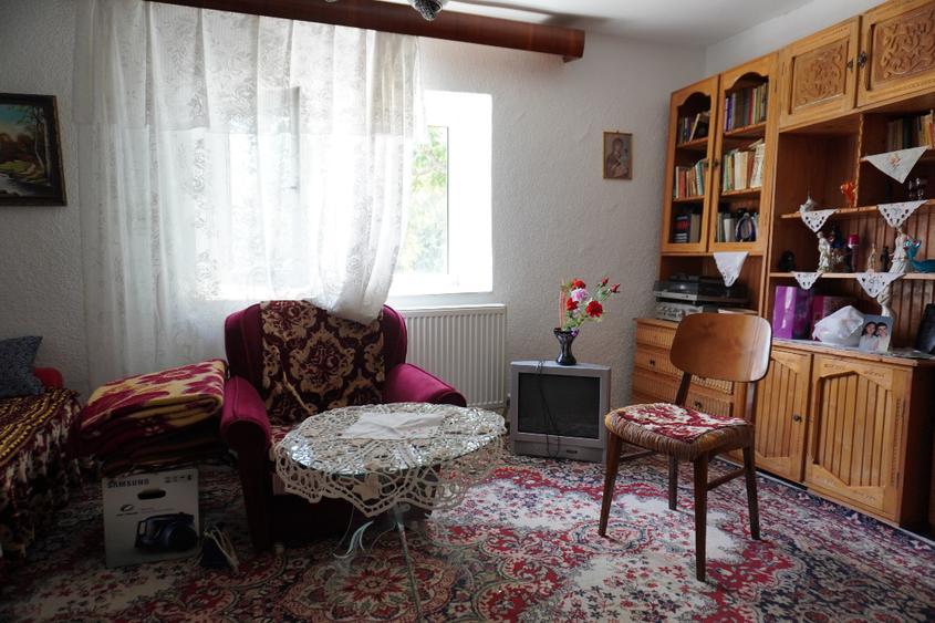 Vand casa 3 camere (61mp utili) cu teren (896mp), Oras Negru Voda, Jud Constanta