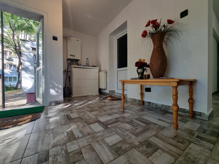 ULTRACENTRAL - Salon beauty funcțional-46 mp utili -intrare separată